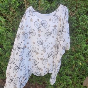 Size L silk blouse
